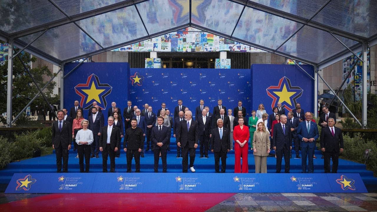 Виступ Володимира Зеленського у пленарному засіданні саміту Європейської політичної спільноти