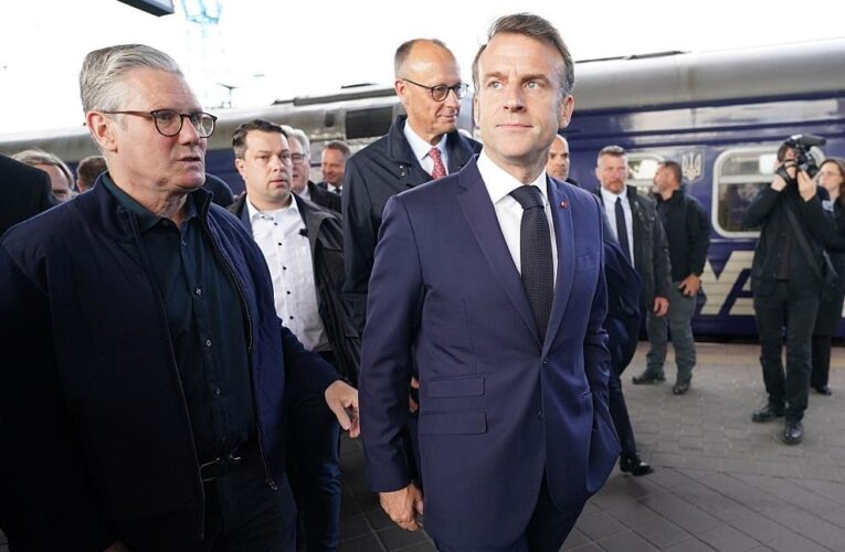 Макрон і Стармер відкинули вимоги Кремля