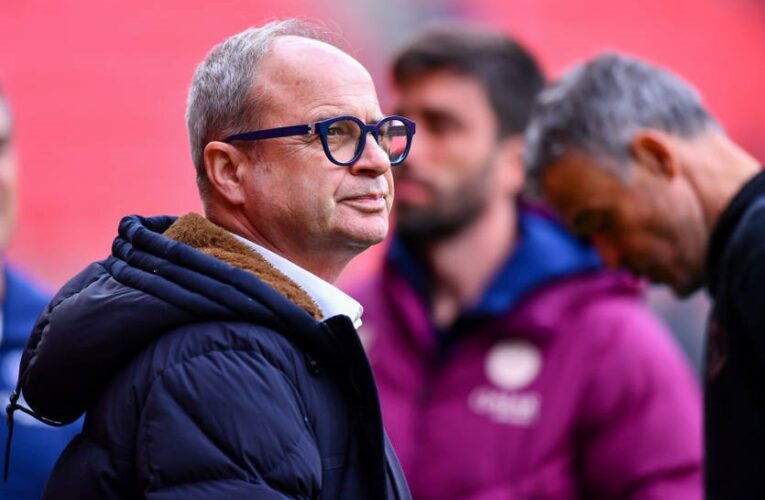 Манчестер Юнайтед зацікавлений у послугах радника Пари Сен-Жермен