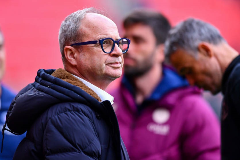 Новини спорту - Манчестер Юнайтед зацікавлений у послугах радника Пари Сен-Жермен