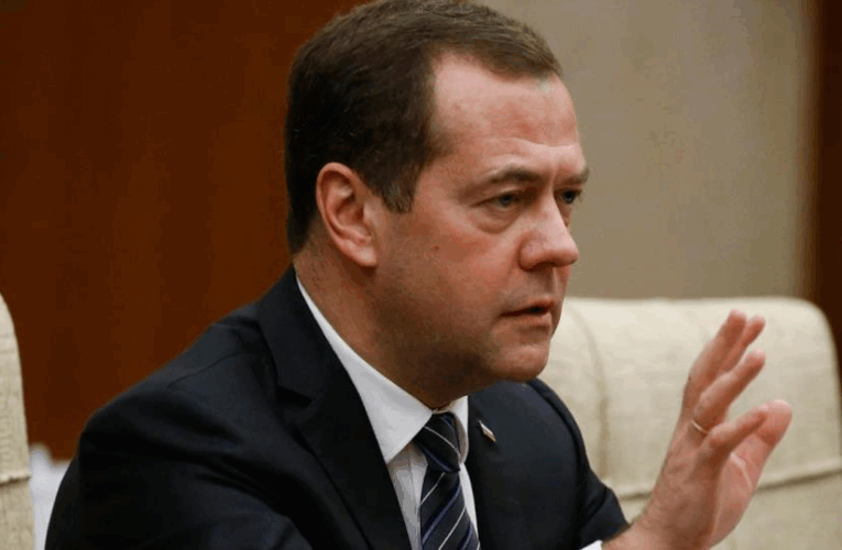 Медведєв різко відповів Трампу щодо участі США у Другій світовій війні