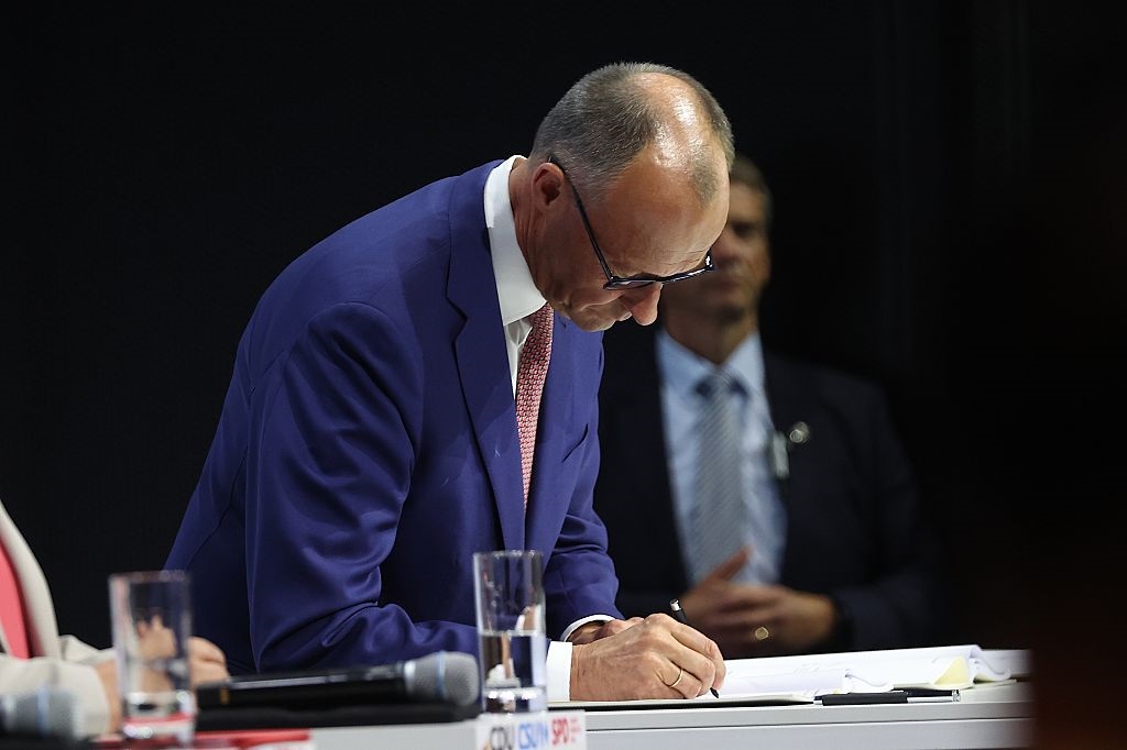 Новини світу - Мерц натякнув на заборону Альтернативи для Німеччини