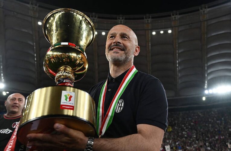 Мілан додав до списку кандидатів на пост тренера наставника Болоньї