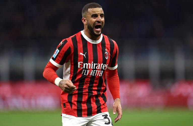 Мілан відмовляється від орендованого захисника Манчестер Сіті