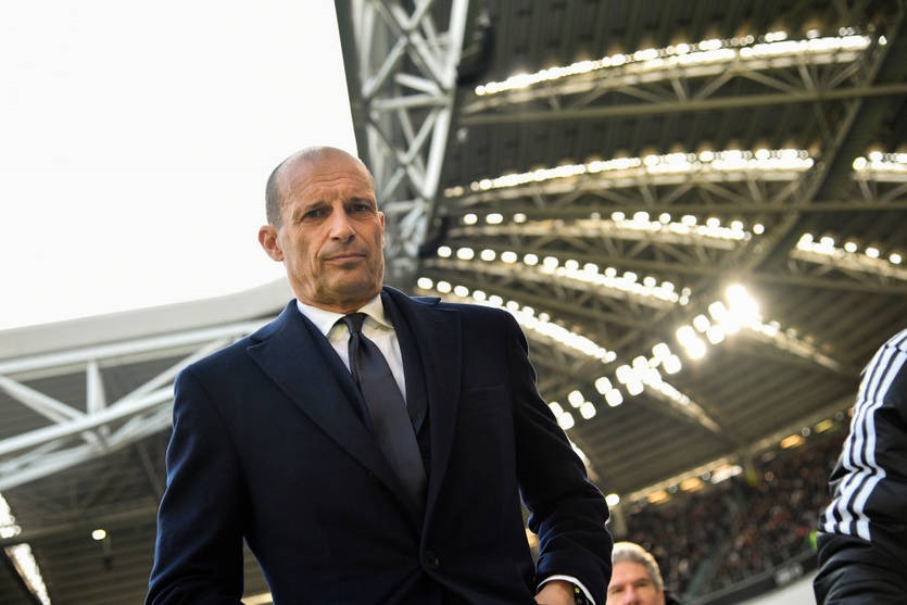 Новини спорту - Мілан вступив у боротьбу за іменитого тренера з конкурентом