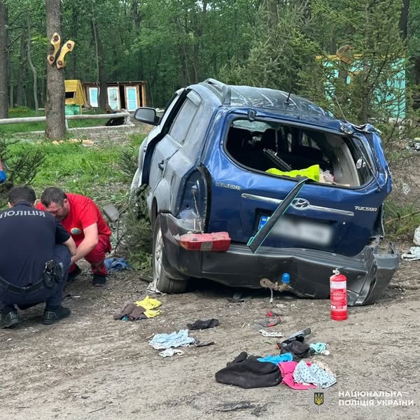 Новини України - На Харківщині у ДТП загинули жінка і дитина, а водій вчинив самогубство