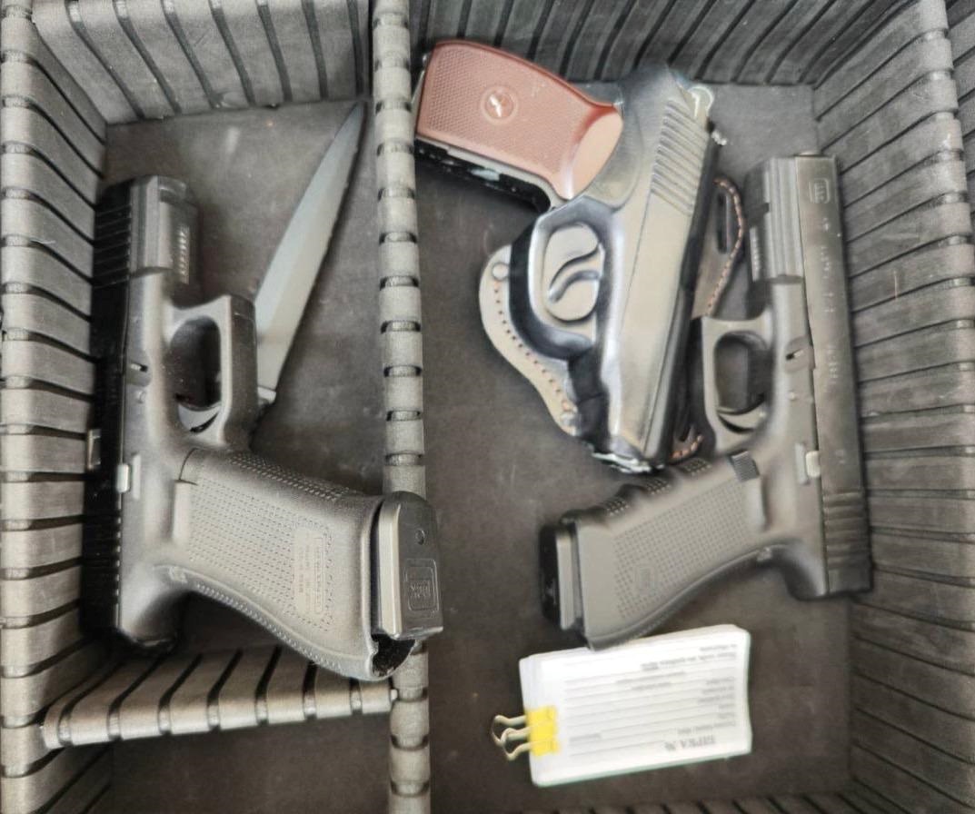 Новини Києва - На Книжковому арсеналі вилучили зброю та боєприпаси