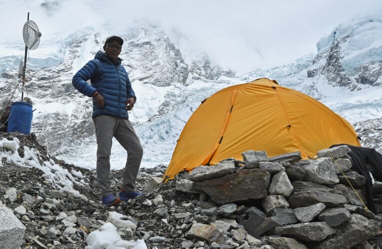 Непальський гід підкорив Еверест у 31-й раз