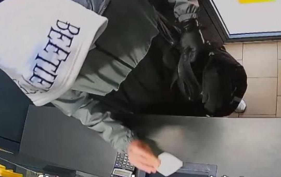 Новини Києва - "Невдалий пранк": студент вимагав гроші і погрожував підірвати обмінник