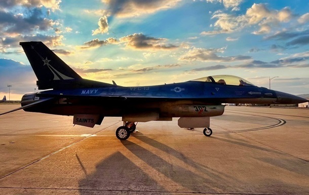 Нідерланди й Румунія відкриють навчальний центр F-16 для України