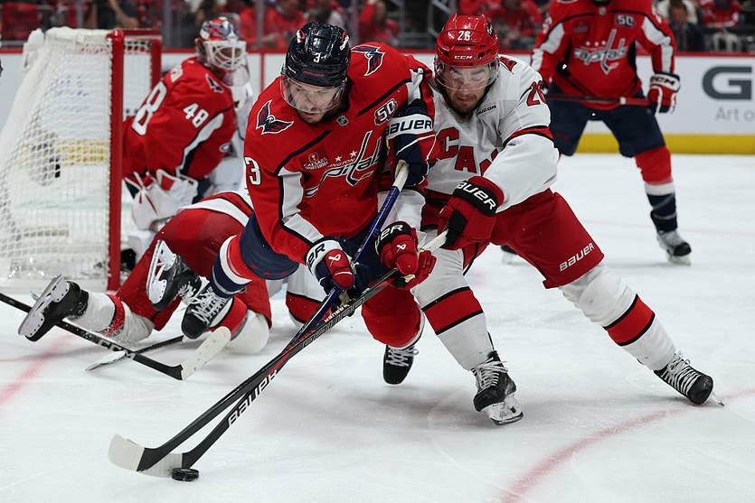 Новини спорту - НХЛ, плей-оф: перемоги Кароліни та Едмонтона