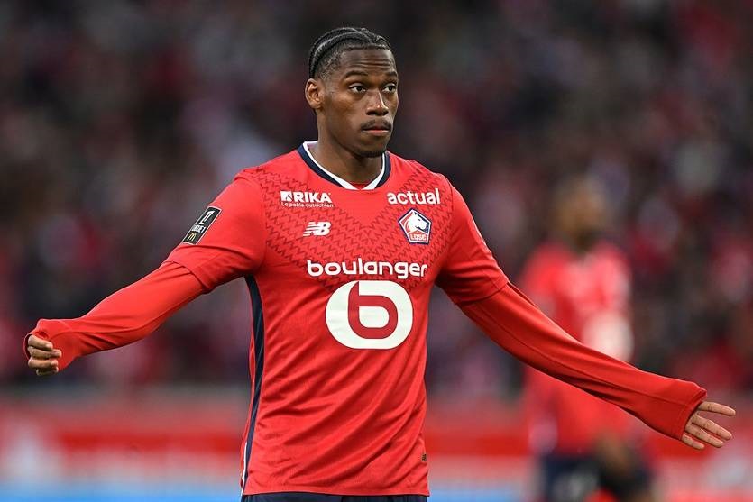 Новини спорту - Один із кращих форвардів чемпіонату Франції і кілька гравців покинули Лілль