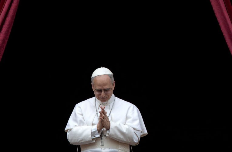 Папа Лев XIV закликав до миру і переговорів