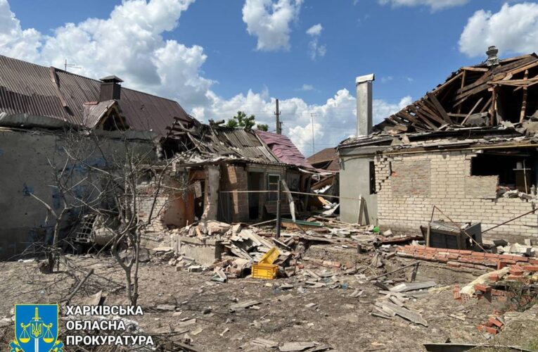Під Харковом від удару РФ постраждали семеро людей