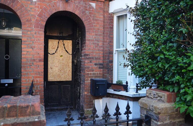 Підпал майна Стармера: затримали третього підозрюваного