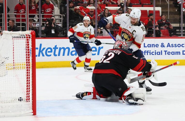 Плей-оф НХЛ: впевнена перемога Флориди над Кароліною