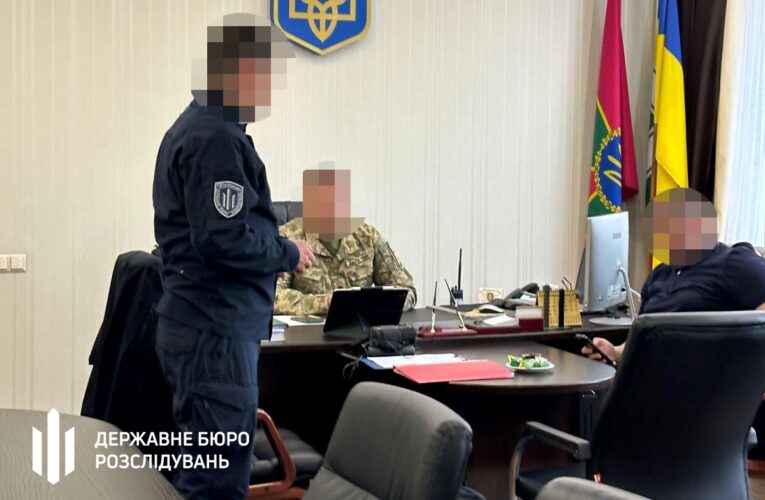 Посадовець ДПСУ зводив будинок силами підлеглих