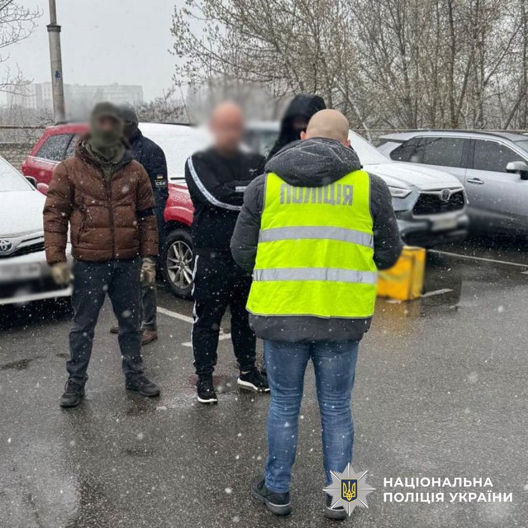 Новини Києва - Посадовцю Конституційного суду загрожує п’ять років за схему для ухилянтів