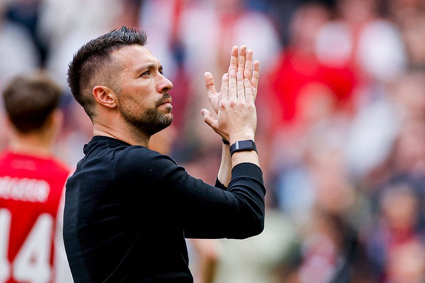 Новини спорту - Представник тренерського штабу залишив Аякс після невдачі в Ередивізі