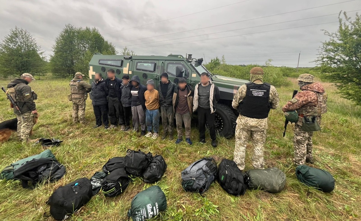 Новини України - Прикордонники затримали громадян Афганістану на Рівненщині