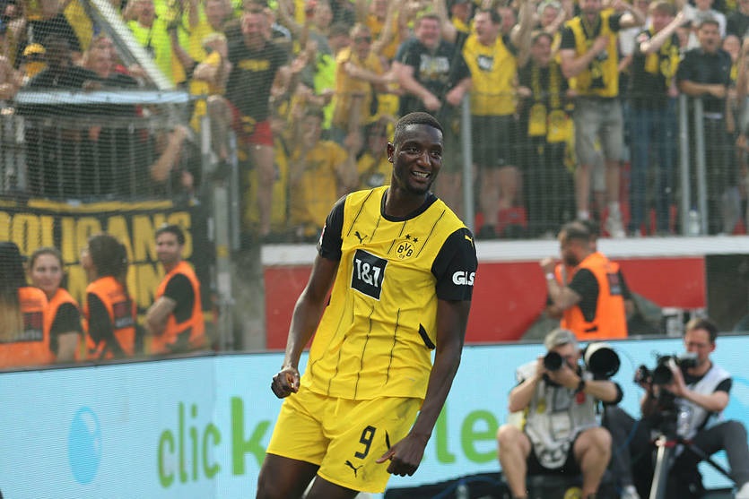 Новини спорту - ПСЖ має інтерес до Серу Гірассі: гвінеєць - кращий бомбардир ЛЧ