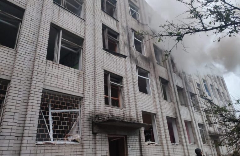 РФ вдарила по Черкащині: пошкоджено навчальний заклад, поранено чоловіка