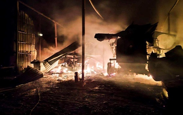 РФ вдарила по Конотопу дронами і ракетами