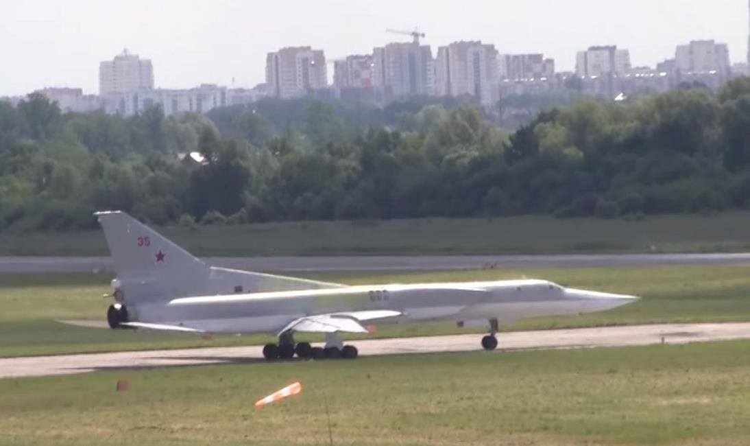 Новини України - Росія перекинула 40 Ту-22М3 на аеродром Оленья - ЗМІ