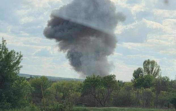 Росіяни скинули бомби на село на Харківщині: троє загиблих