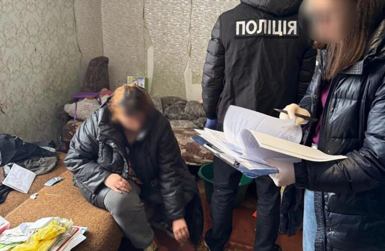 Шахрайка зі Львівщини ошукала військового на понад 900 тисяч