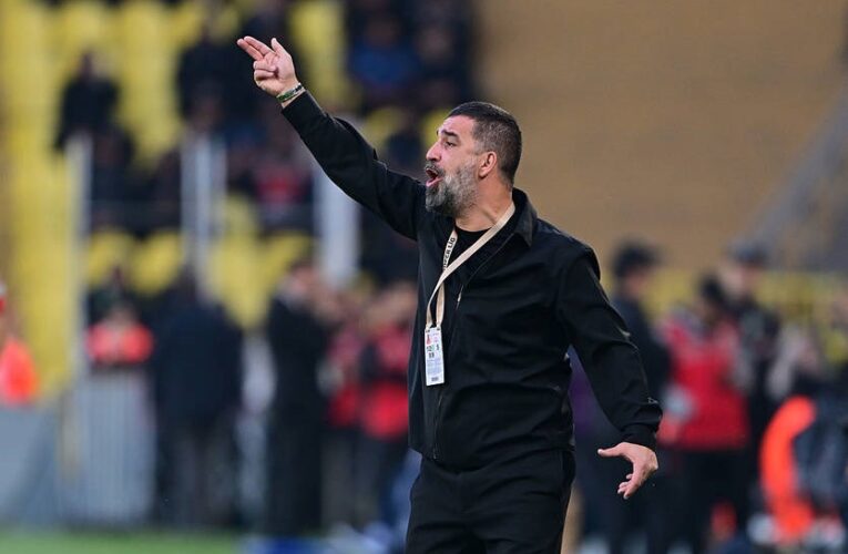 Шахтар та інші: у турецькому клубі підтвердили інтерес до їхнього тренера