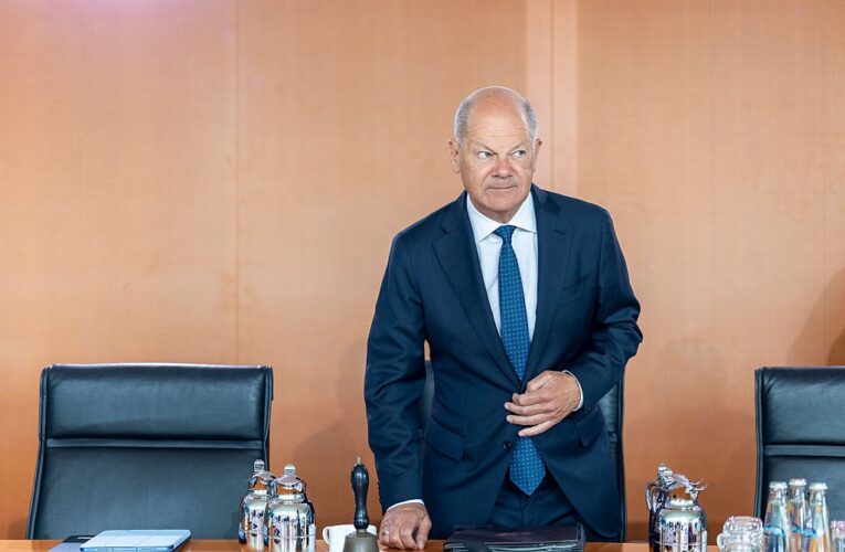 Шольц залишиться у політиці як депутат Бундестагу