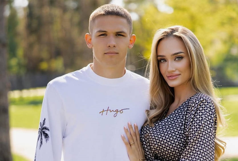 Новини спорту - Сікан вперше став татом, про що повідомила його кохана, виклавши фото