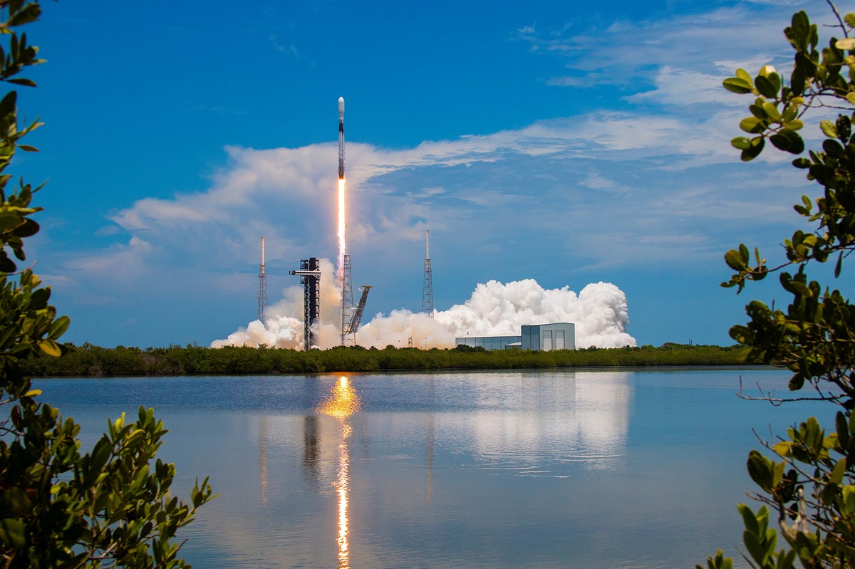 Технології - SpaceX вивела на орбіту супутник GPS