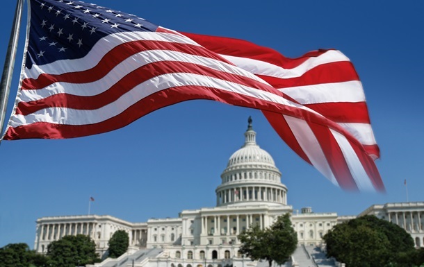 США повільно прокидаються: хто тисне на Трампа у питанні війни