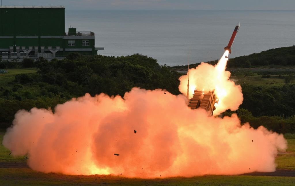 Новини світу - США схвалили передачу сотень ракет Україні - ЗМІ