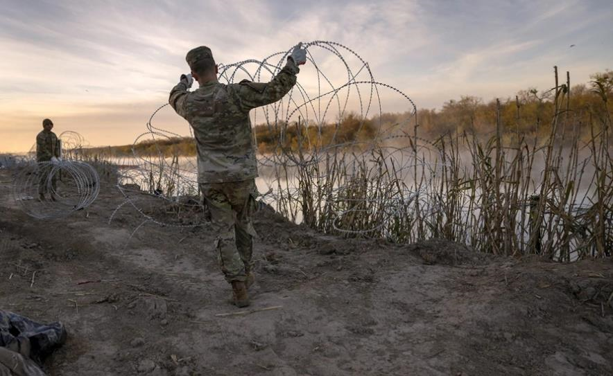 Новини світу - США створюють нову військову зону вздовж кордону з Мексикою