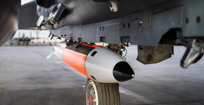 США у травні почнуть виробляти нові термоядерні бомби