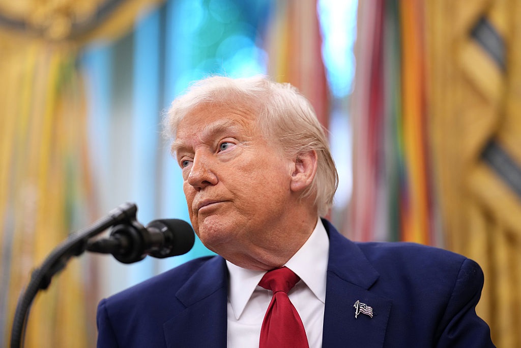 Новини світу - Суд США зобов’язав Трампа відновити міграційні програми Байдена