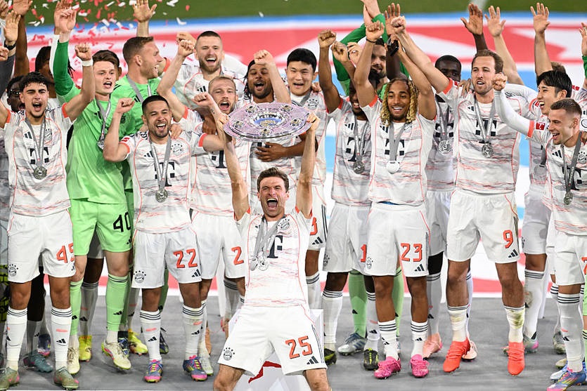 Новини спорту - Томас Мюллер залишає Баварію, зігравши прощальний домашній матч