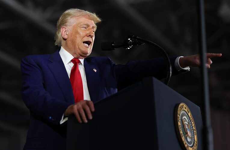 Трамп оголосив 8 травня Днем перемоги США в Другій світовій