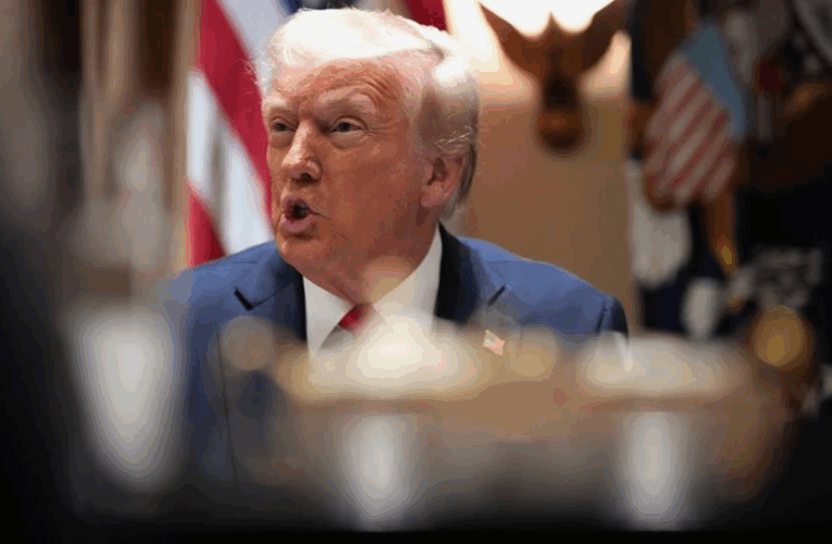 Трамп опублікував обіцяний “важливий” пост