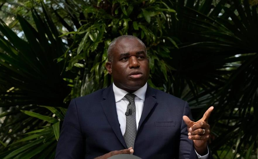 Новини світу - У Британії планують зміцнити військову присутність ЄС на Балканах