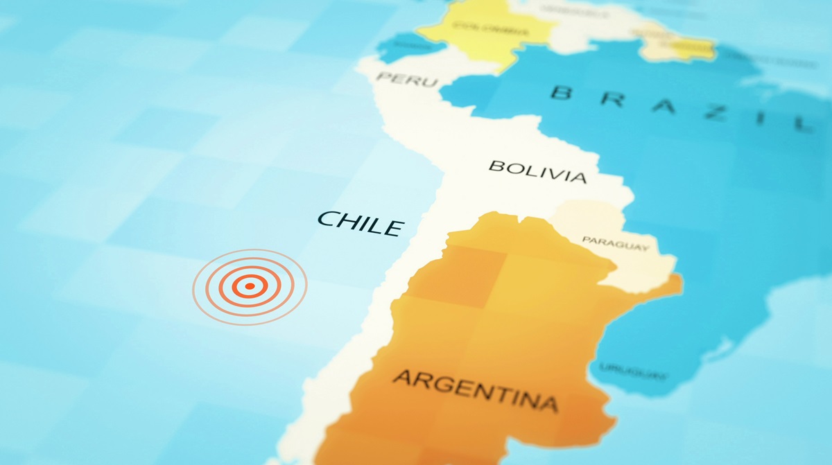 Новини світу - У Чилі попередили про загрозу цунамі після потужного землетрусу