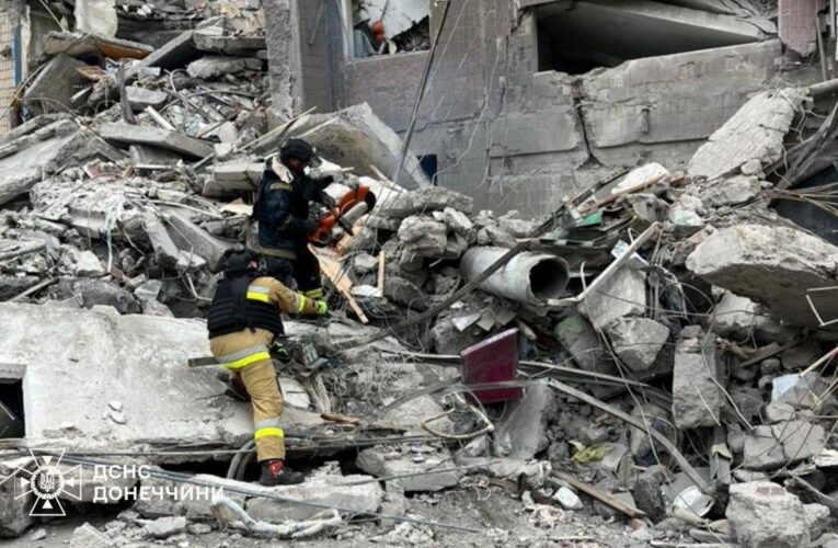 У Костянтинівці завершили розбір завалівпісля авіаудару РФ