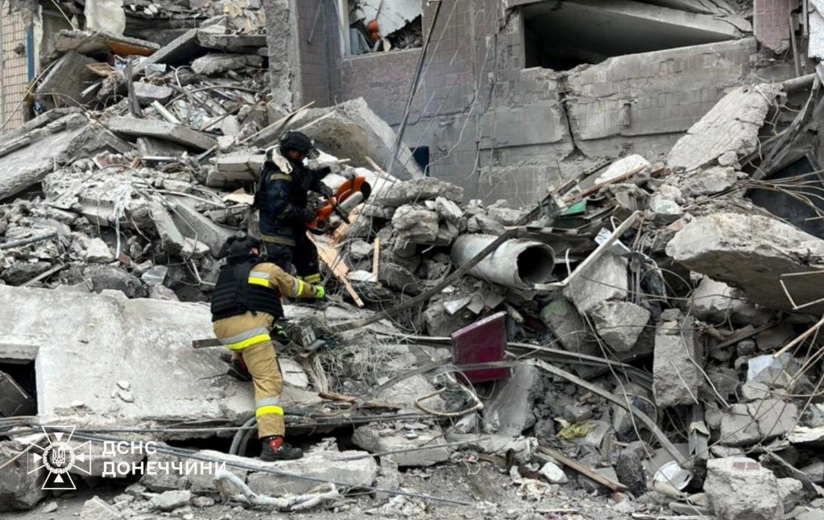 Новини України - У Костянтинівці завершили розбір завалівпісля авіаудару РФ