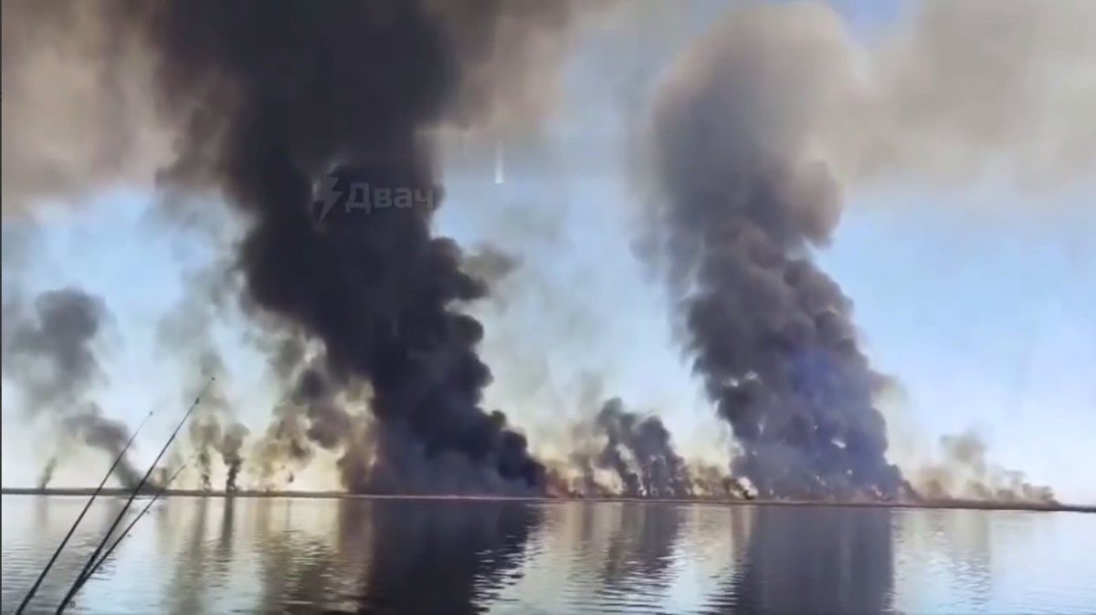 Новини світу - У Краснодарському краї РФ чотири дні горять плавні