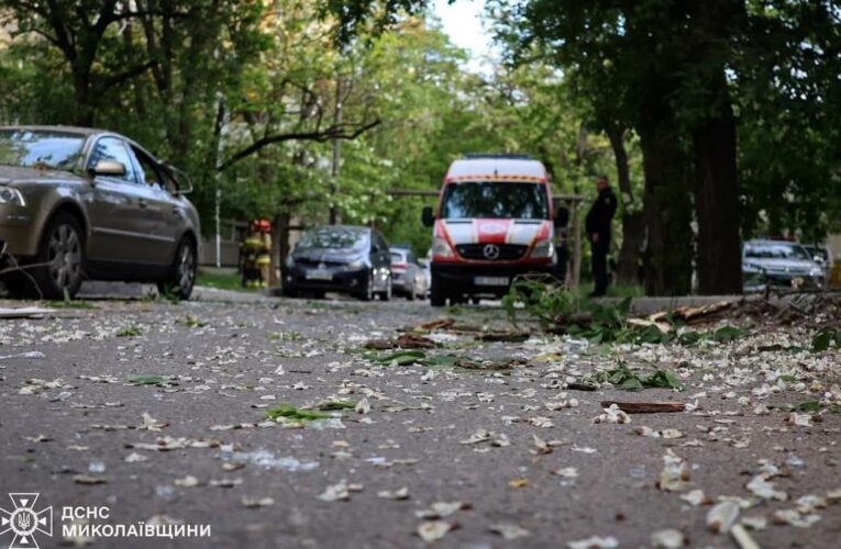 У Миколаєві прогримів вибух у багатоповерхівці
