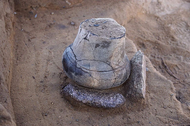 Технології - У Німеччині виявлено бронзові урни віком понад 3 тисячі років