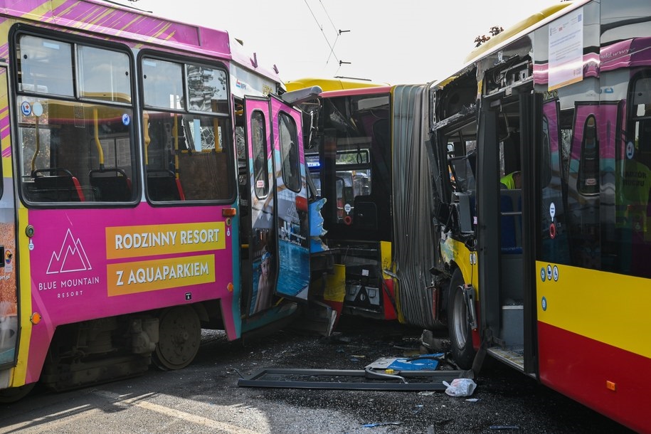 Новини світу - У Польщі зіткнулися автобус і трамвай: 11 потерпілих